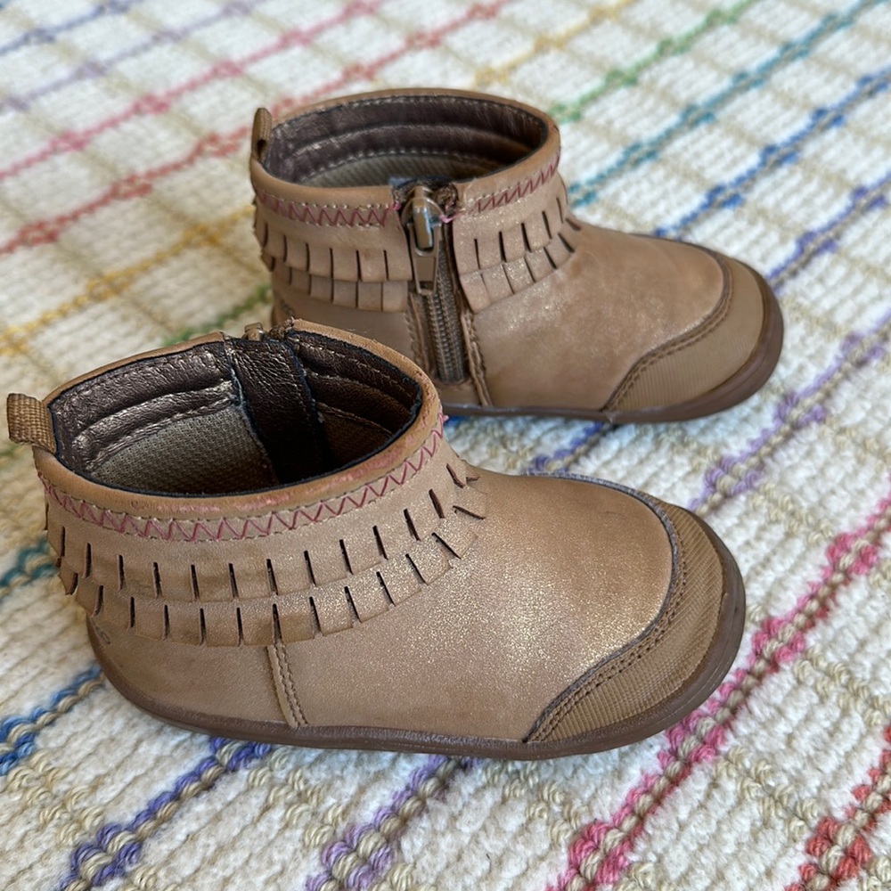 Stride rite Bianca bootie, Size 6 without box